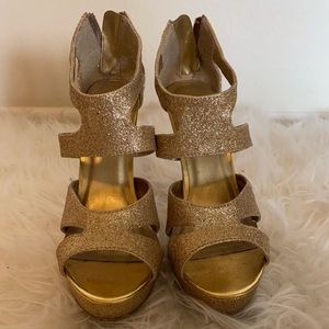 Charlotte Russe Gold Glitter Heel Size 6